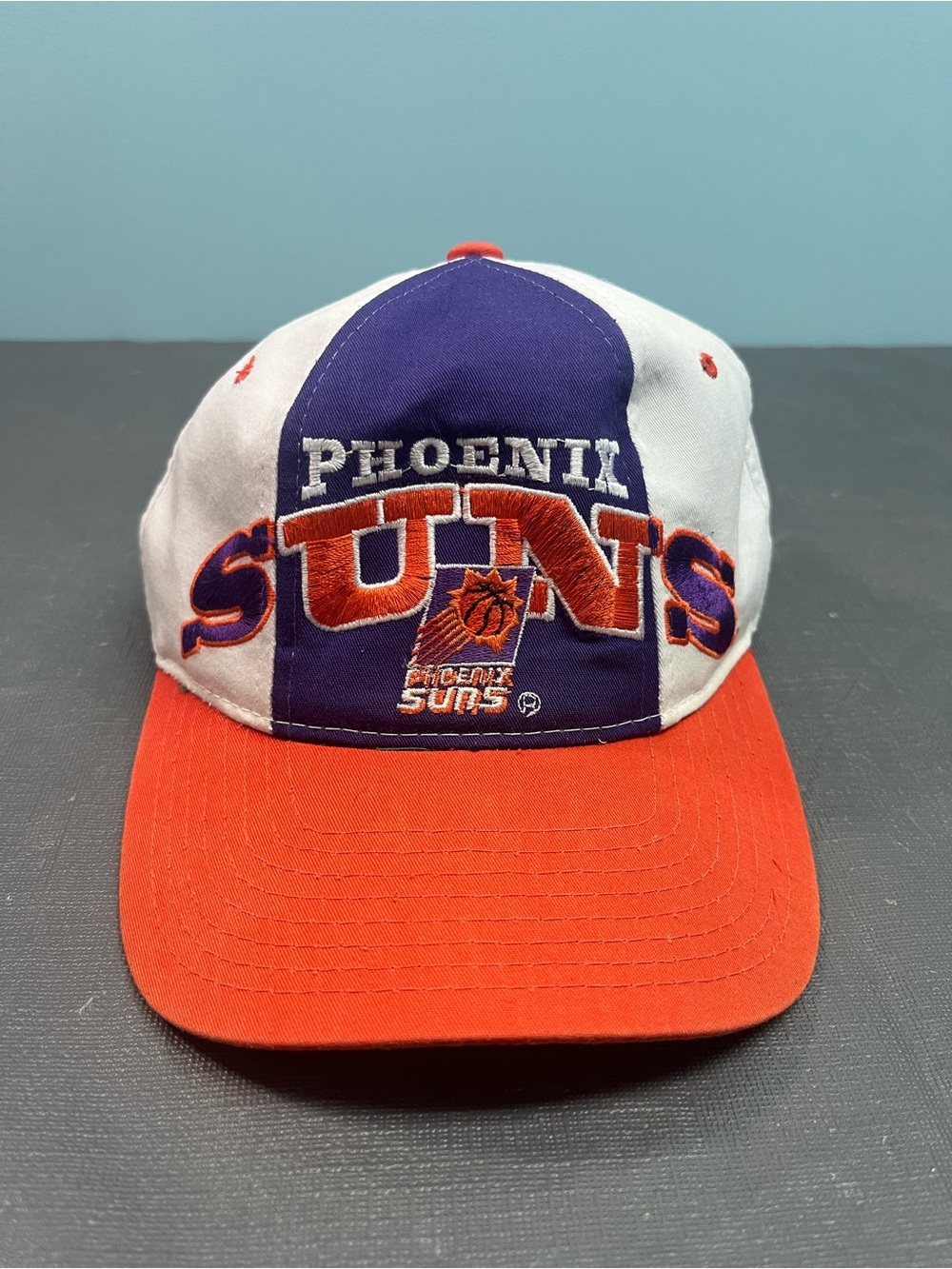 Vintage 90s Starter Phoenix Suns Wool Snapback Hat Cap White